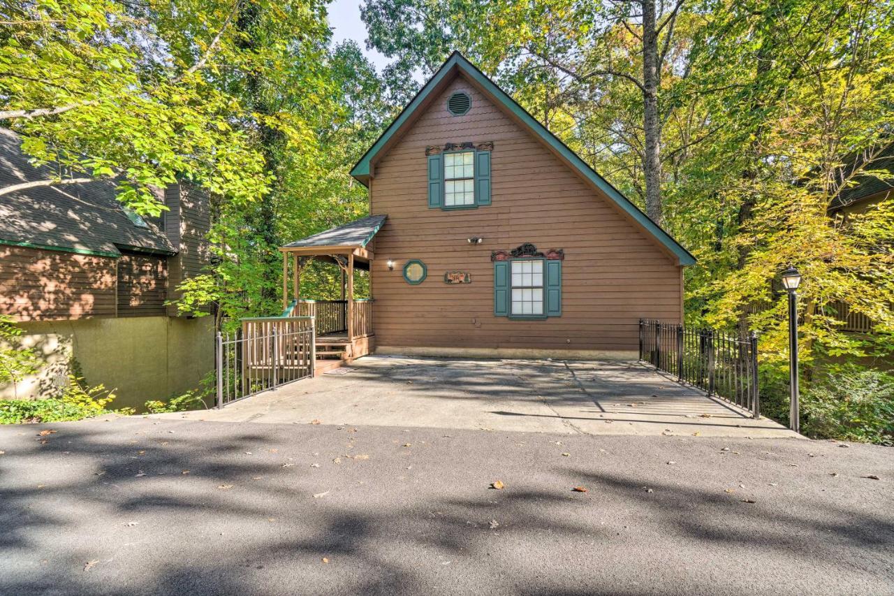 Picturesque Pigeon Forge Cabin With Mountain Views Buitenkant foto